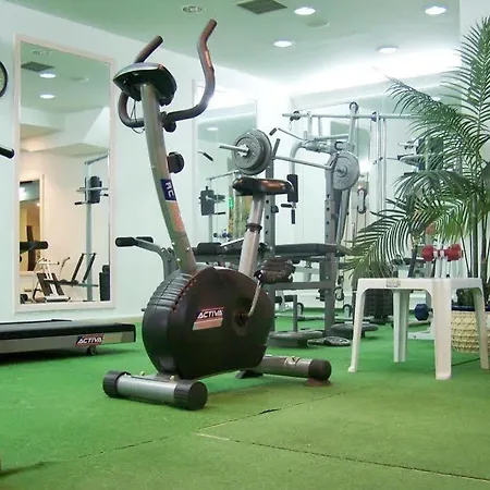 Royal And Casino Hotel