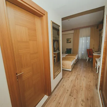 Hotel Royal And Casino 4*