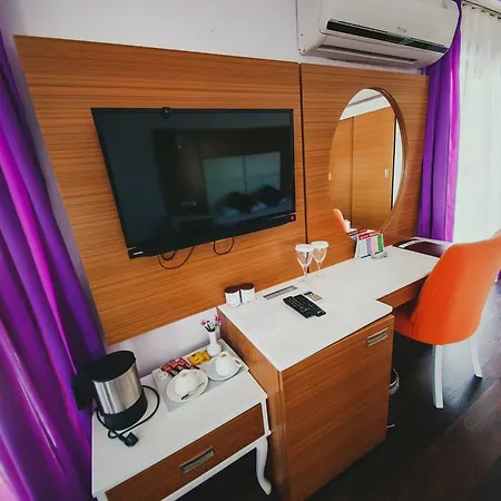 Готель Royal And Casino 4*