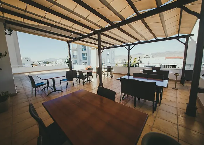 酒店 Royal And Casino 4*