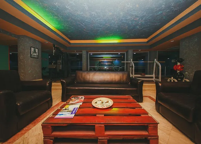 Royal And Casino Hotel 4*