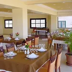 Royal And Casino Hotel