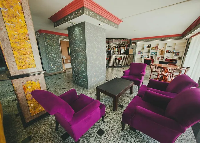 فندق Royal And Casino 4*